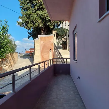 Apartamento Royal Legend Suda